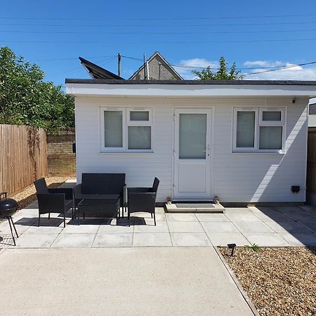 Apartmán The Tiny Sea Gem Jaywick Sands Exteriér fotografie