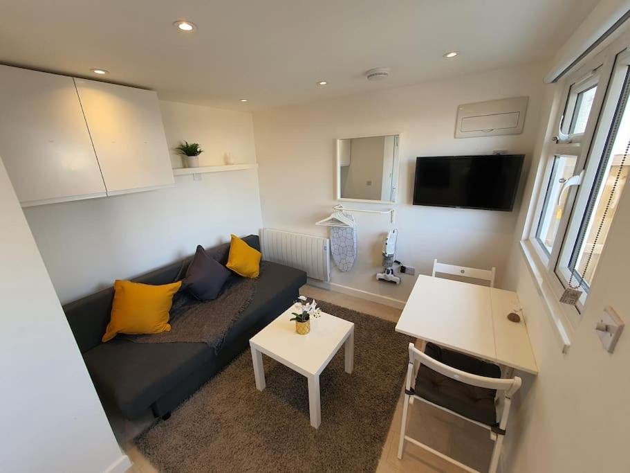 Apartmán The Tiny Sea Gem Jaywick Sands Exteriér fotografie